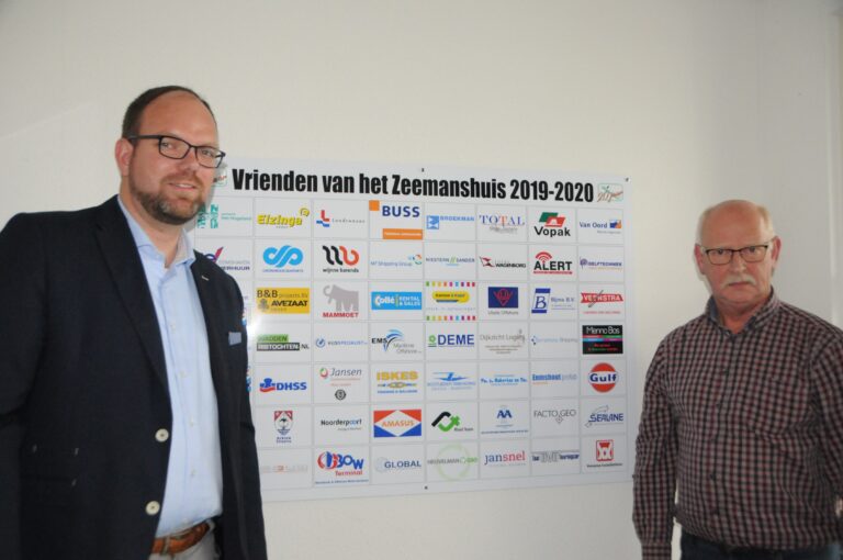 Onthulling logobord 2019-2020